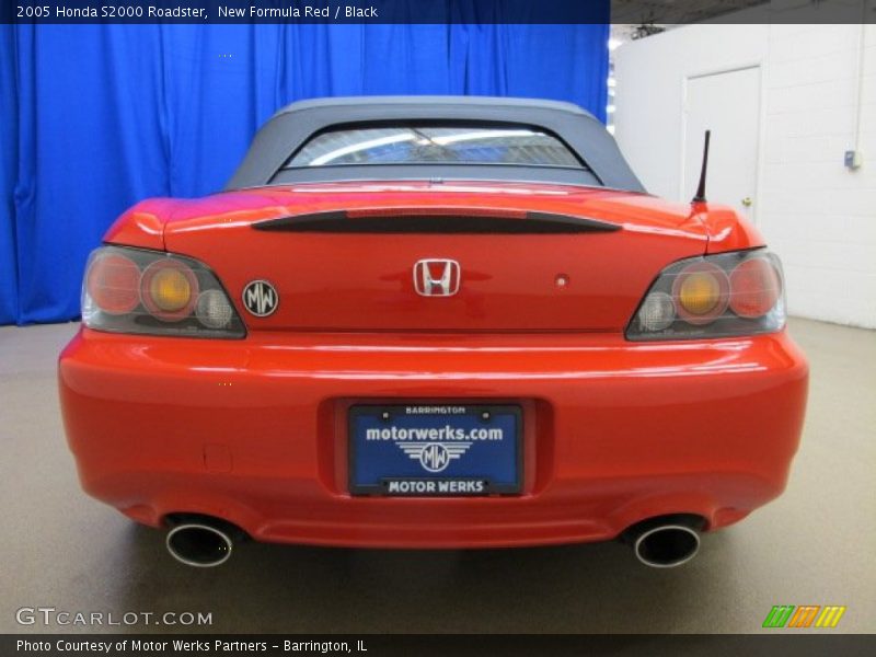 New Formula Red / Black 2005 Honda S2000 Roadster