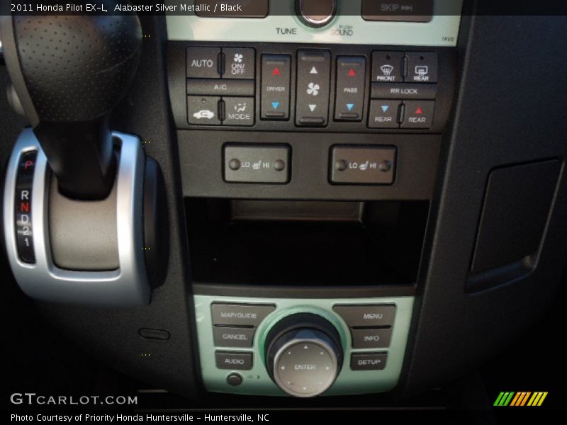 Alabaster Silver Metallic / Black 2011 Honda Pilot EX-L