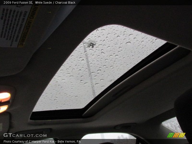 White Suede / Charcoal Black 2009 Ford Fusion SE