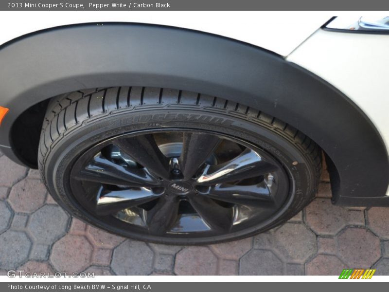 Pepper White / Carbon Black 2013 Mini Cooper S Coupe