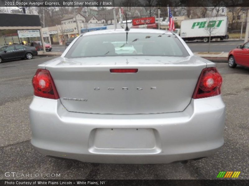 Bright Silver Metallic / Black 2011 Dodge Avenger Express