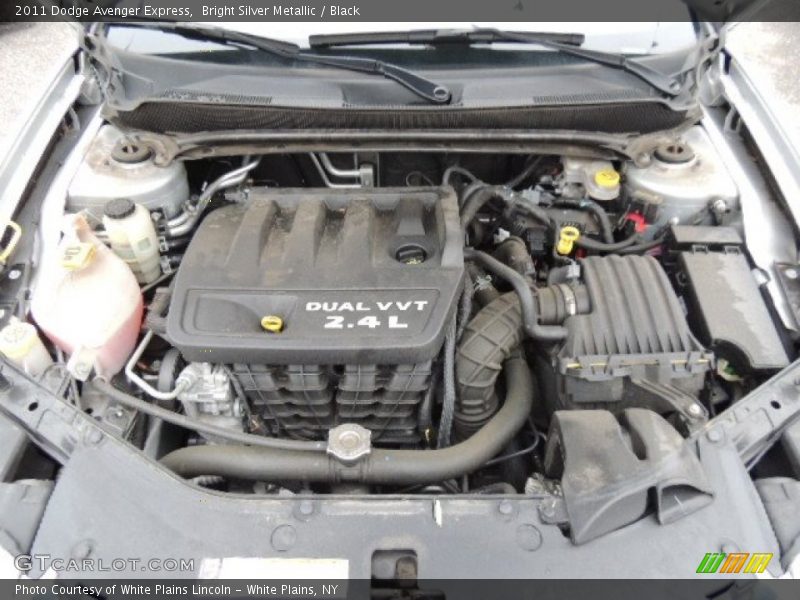 Bright Silver Metallic / Black 2011 Dodge Avenger Express