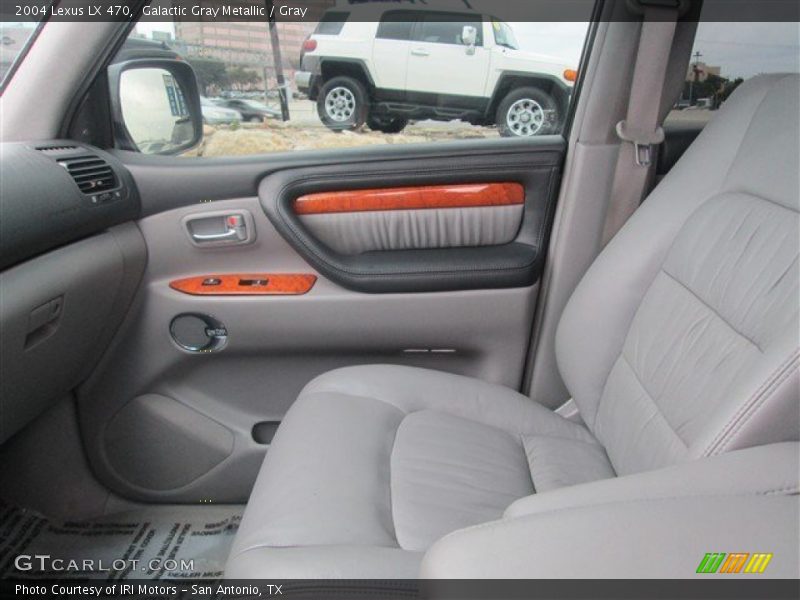 2004 LX 470 Gray Interior
