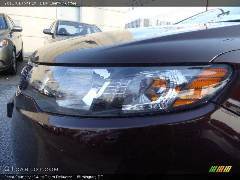 Dark Cherry / Coffee 2011 Kia Forte EX