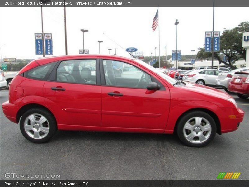 Infra-Red / Charcoal/Light Flint 2007 Ford Focus ZX5 SES Hatchback