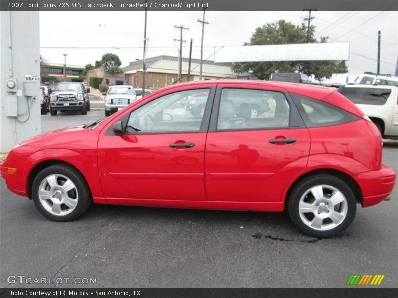 Infra-Red / Charcoal/Light Flint 2007 Ford Focus ZX5 SES Hatchback