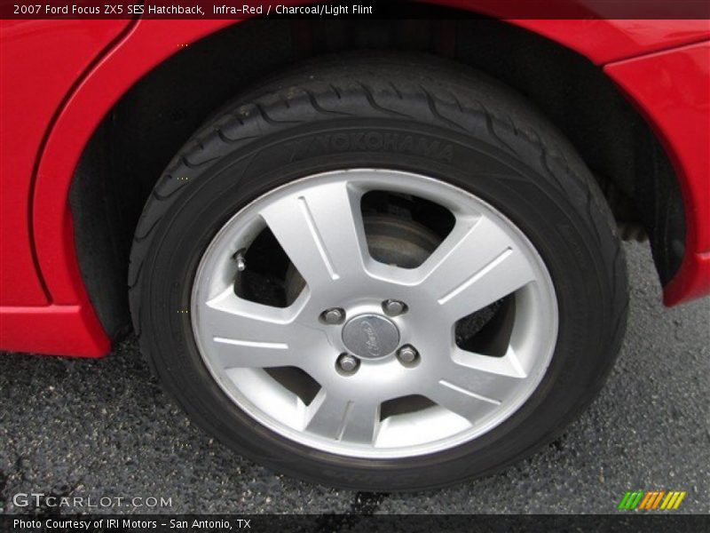 Infra-Red / Charcoal/Light Flint 2007 Ford Focus ZX5 SES Hatchback