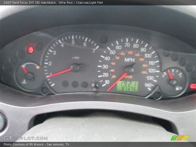 Infra-Red / Charcoal/Light Flint 2007 Ford Focus ZX5 SES Hatchback