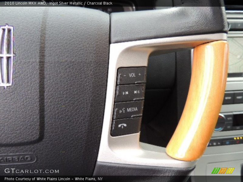 Controls of 2010 MKX AWD