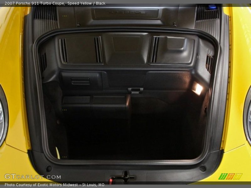  2007 911 Turbo Coupe Trunk