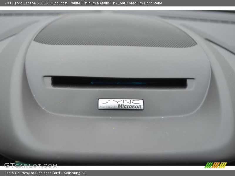 White Platinum Metallic Tri-Coat / Medium Light Stone 2013 Ford Escape SEL 1.6L EcoBoost