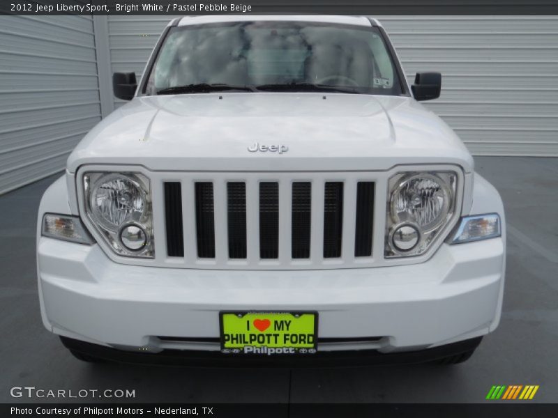 Bright White / Pastel Pebble Beige 2012 Jeep Liberty Sport
