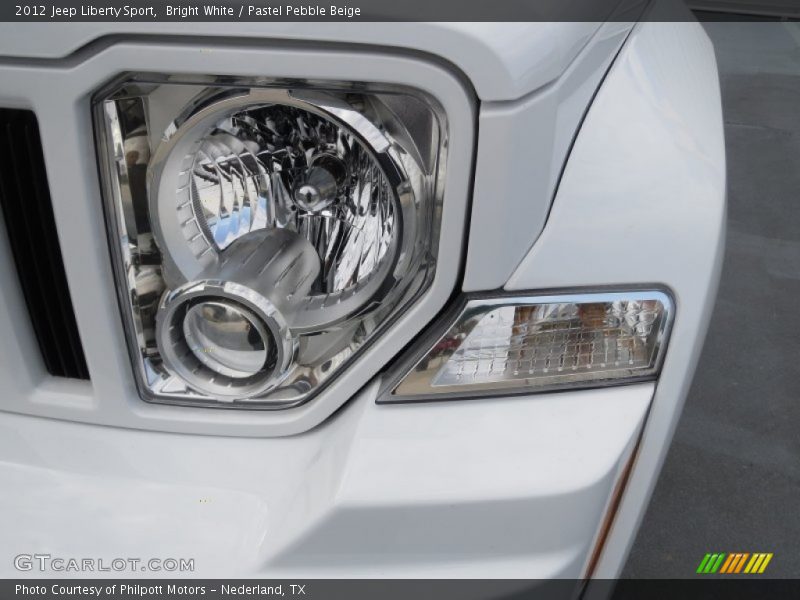 Bright White / Pastel Pebble Beige 2012 Jeep Liberty Sport