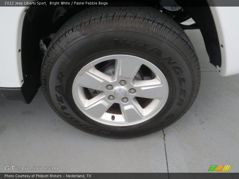 Bright White / Pastel Pebble Beige 2012 Jeep Liberty Sport