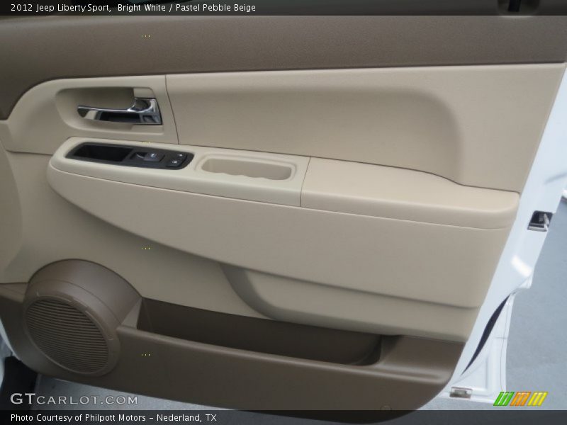 Bright White / Pastel Pebble Beige 2012 Jeep Liberty Sport