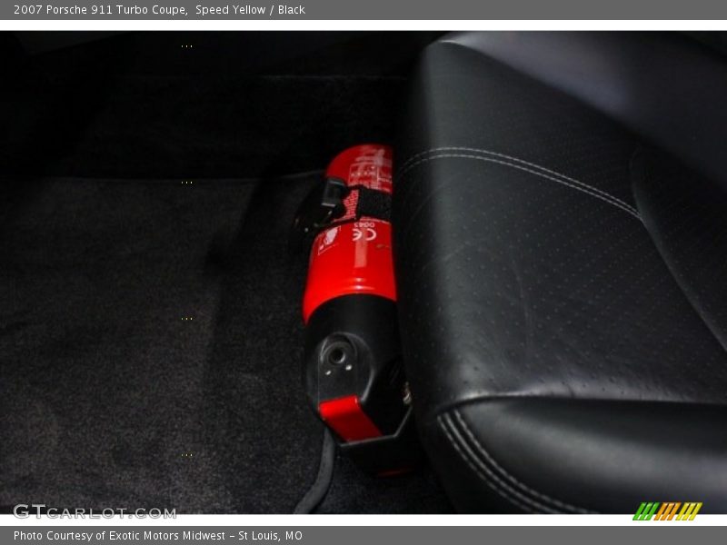 Speed Yellow / Black 2007 Porsche 911 Turbo Coupe