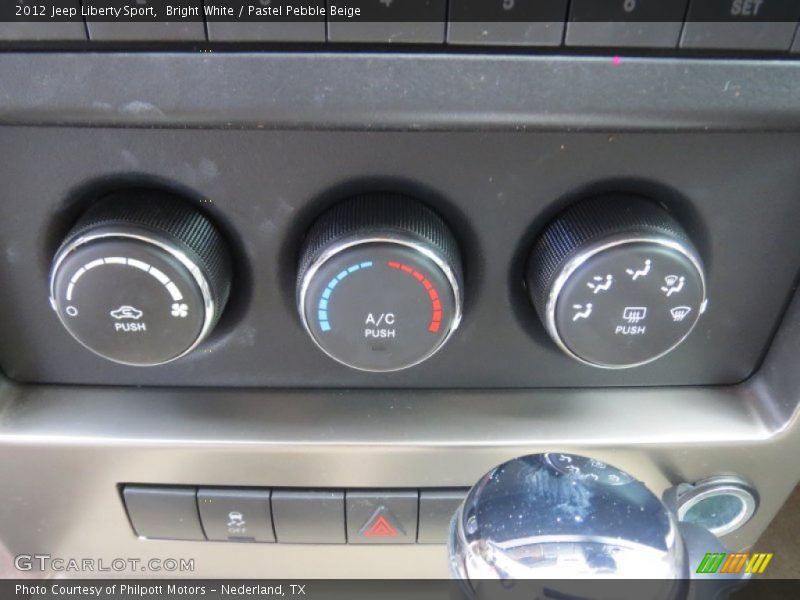 Bright White / Pastel Pebble Beige 2012 Jeep Liberty Sport