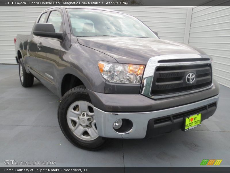Magnetic Gray Metallic / Graphite Gray 2011 Toyota Tundra Double Cab