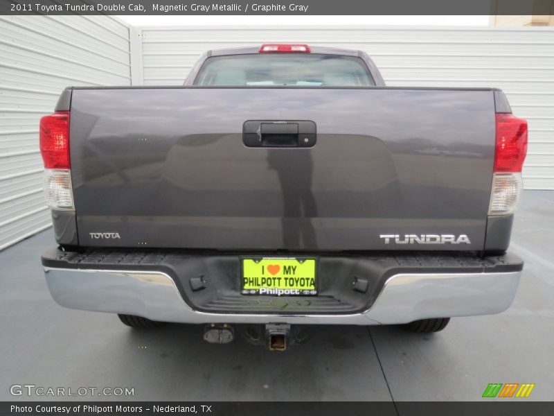 Magnetic Gray Metallic / Graphite Gray 2011 Toyota Tundra Double Cab