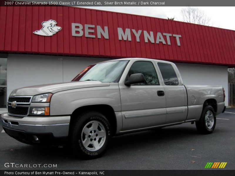 Silver Birch Metallic / Dark Charcoal 2007 Chevrolet Silverado 1500 Classic LT Extended Cab