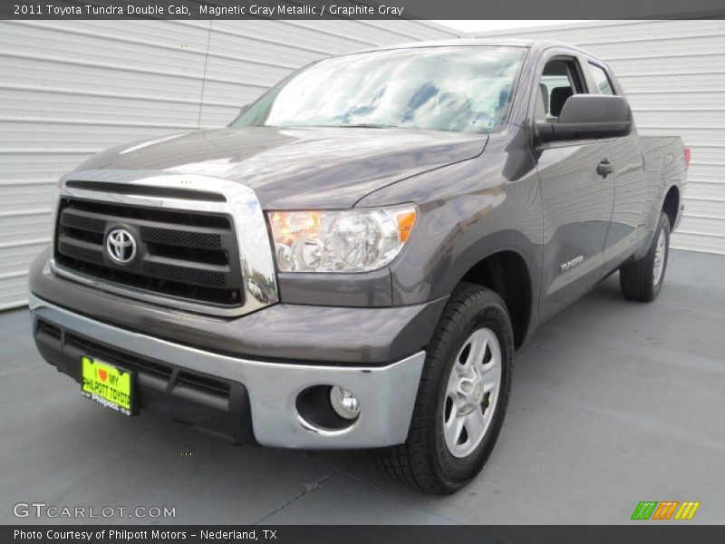 Magnetic Gray Metallic / Graphite Gray 2011 Toyota Tundra Double Cab