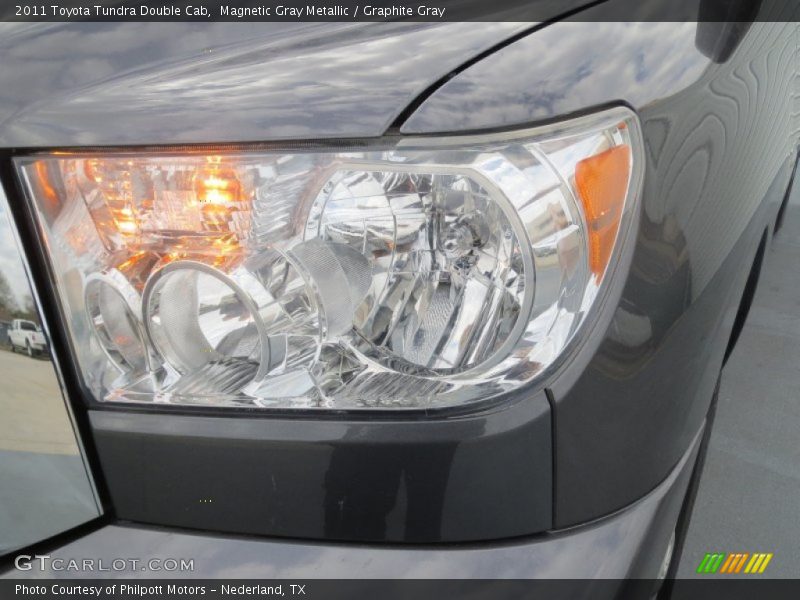Magnetic Gray Metallic / Graphite Gray 2011 Toyota Tundra Double Cab
