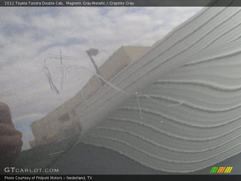 Magnetic Gray Metallic / Graphite Gray 2011 Toyota Tundra Double Cab