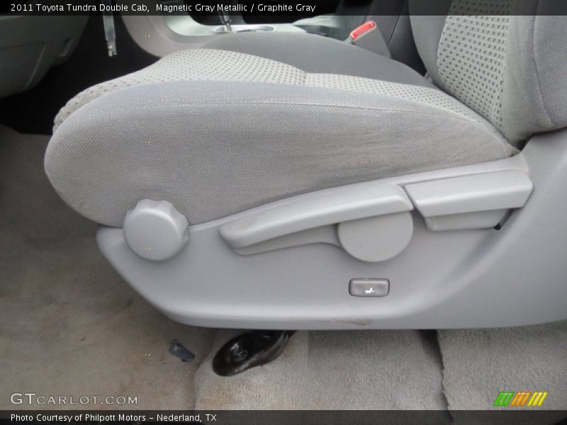 Magnetic Gray Metallic / Graphite Gray 2011 Toyota Tundra Double Cab