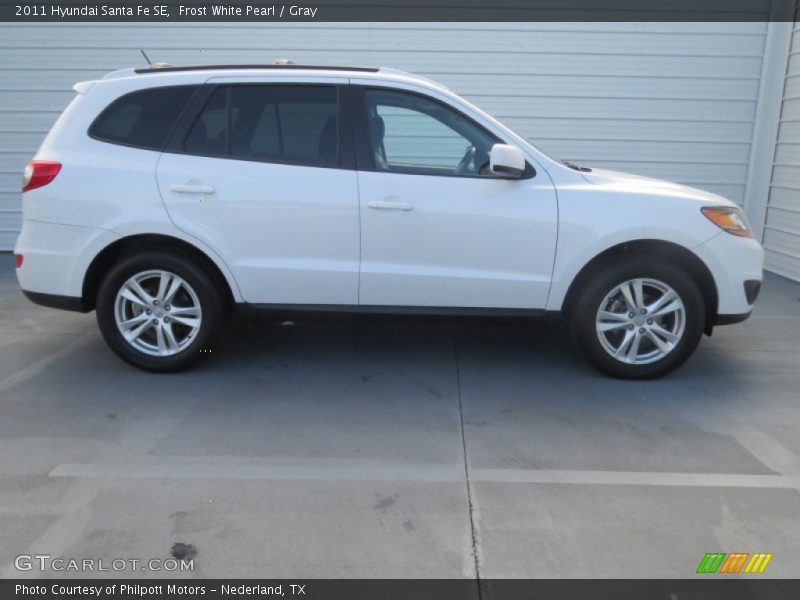 Frost White Pearl / Gray 2011 Hyundai Santa Fe SE