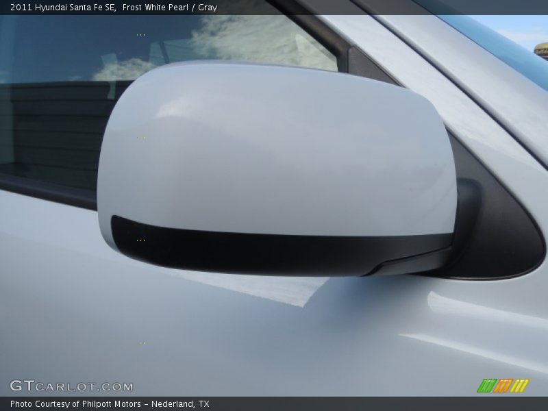 Frost White Pearl / Gray 2011 Hyundai Santa Fe SE