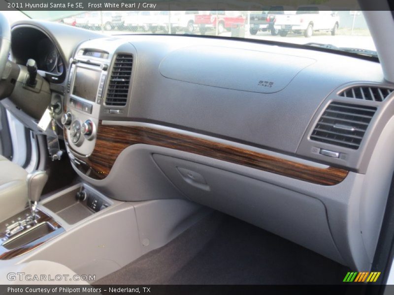 Frost White Pearl / Gray 2011 Hyundai Santa Fe SE