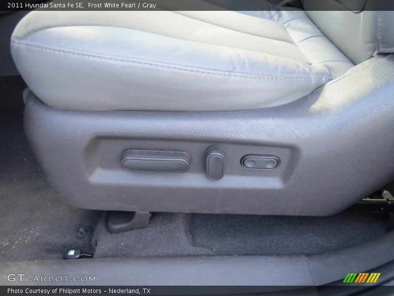 Frost White Pearl / Gray 2011 Hyundai Santa Fe SE