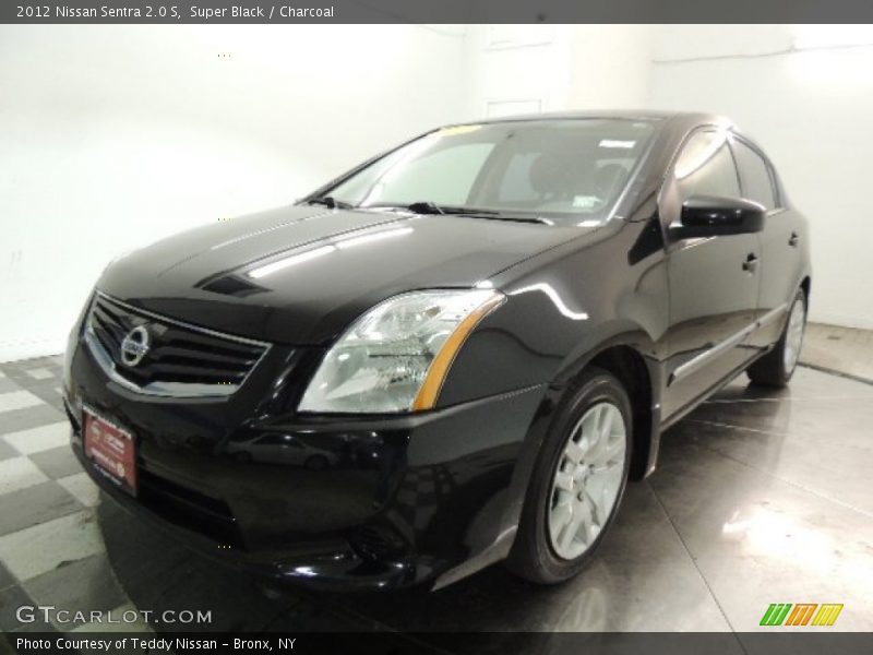 Super Black / Charcoal 2012 Nissan Sentra 2.0 S