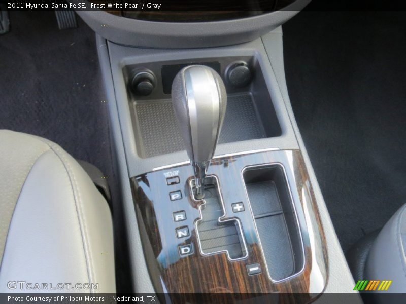 Frost White Pearl / Gray 2011 Hyundai Santa Fe SE