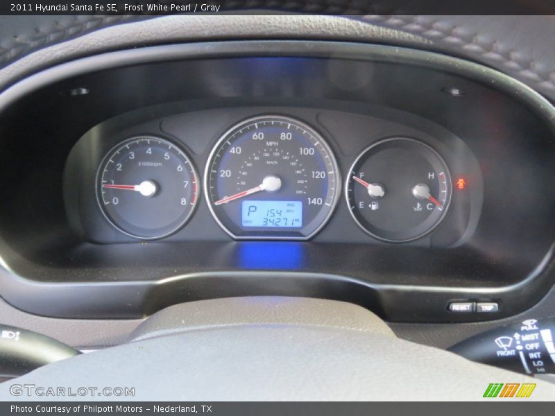 Frost White Pearl / Gray 2011 Hyundai Santa Fe SE