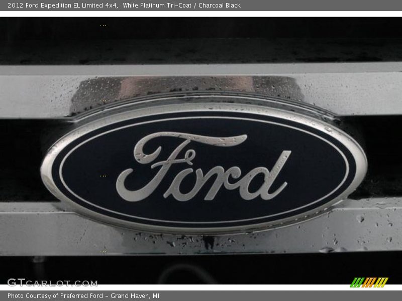 White Platinum Tri-Coat / Charcoal Black 2012 Ford Expedition EL Limited 4x4