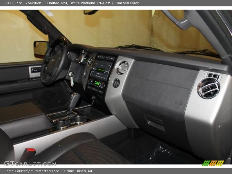 Dashboard of 2012 Expedition EL Limited 4x4