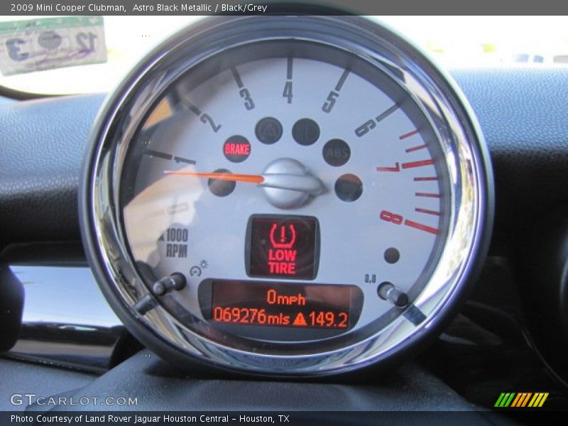 Astro Black Metallic / Black/Grey 2009 Mini Cooper Clubman