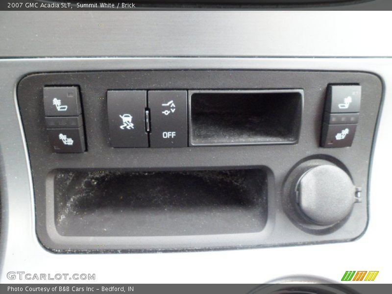 Summit White / Brick 2007 GMC Acadia SLT