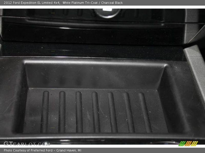 White Platinum Tri-Coat / Charcoal Black 2012 Ford Expedition EL Limited 4x4