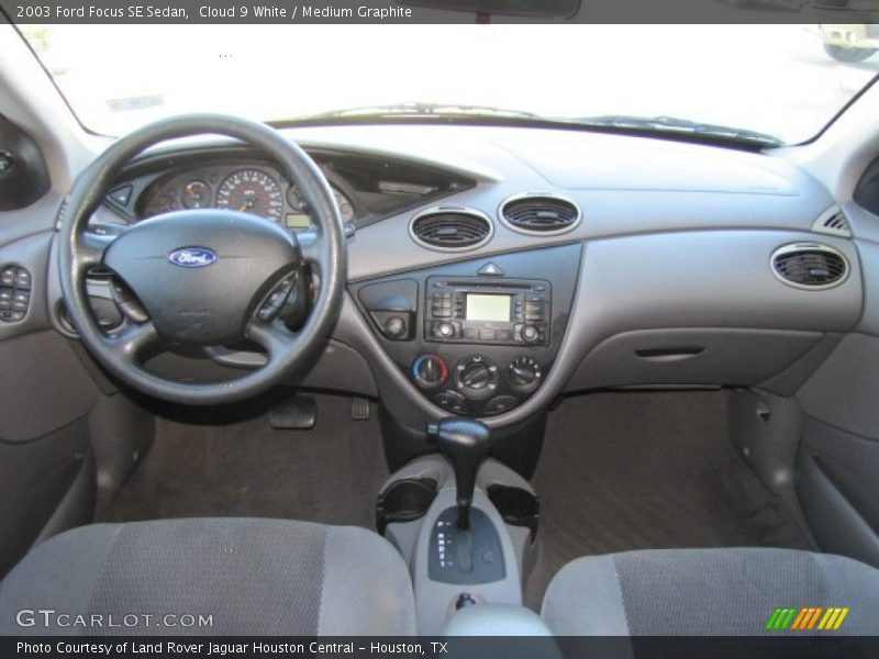 Cloud 9 White / Medium Graphite 2003 Ford Focus SE Sedan