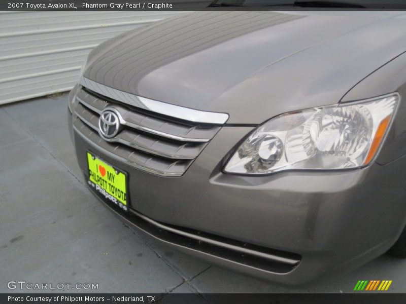 Phantom Gray Pearl / Graphite 2007 Toyota Avalon XL