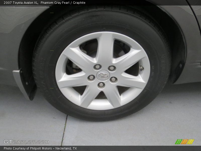 Phantom Gray Pearl / Graphite 2007 Toyota Avalon XL