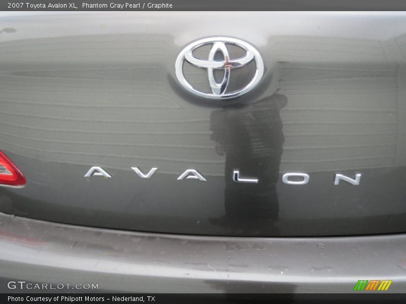 Phantom Gray Pearl / Graphite 2007 Toyota Avalon XL
