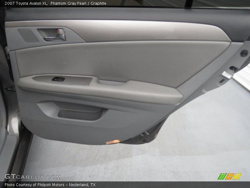 Phantom Gray Pearl / Graphite 2007 Toyota Avalon XL