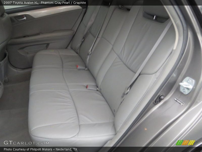 Phantom Gray Pearl / Graphite 2007 Toyota Avalon XL