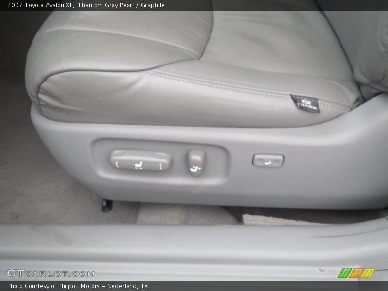 Phantom Gray Pearl / Graphite 2007 Toyota Avalon XL