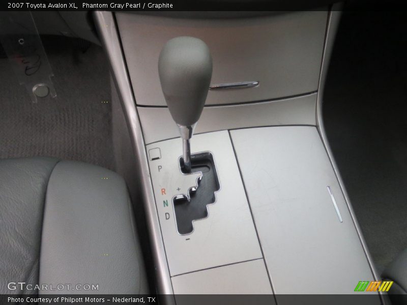 Phantom Gray Pearl / Graphite 2007 Toyota Avalon XL