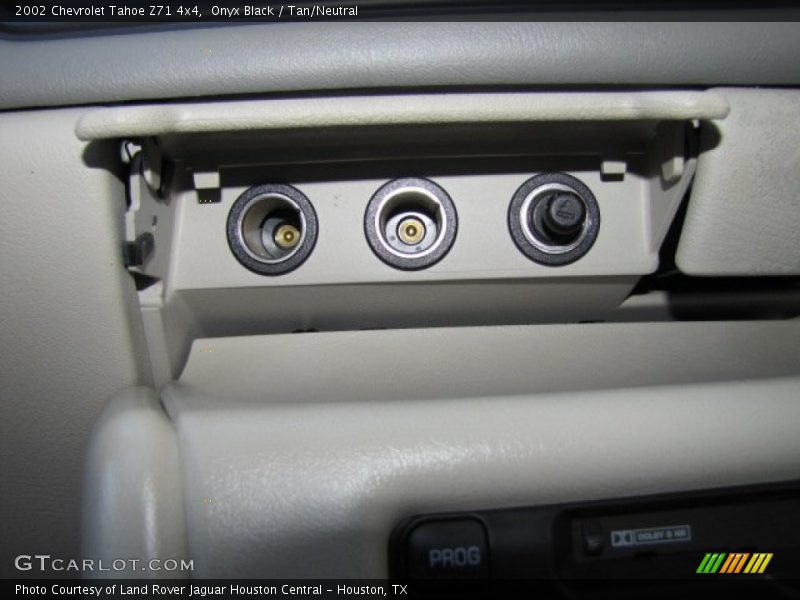 Onyx Black / Tan/Neutral 2002 Chevrolet Tahoe Z71 4x4