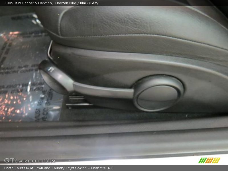 Horizon Blue / Black/Grey 2009 Mini Cooper S Hardtop